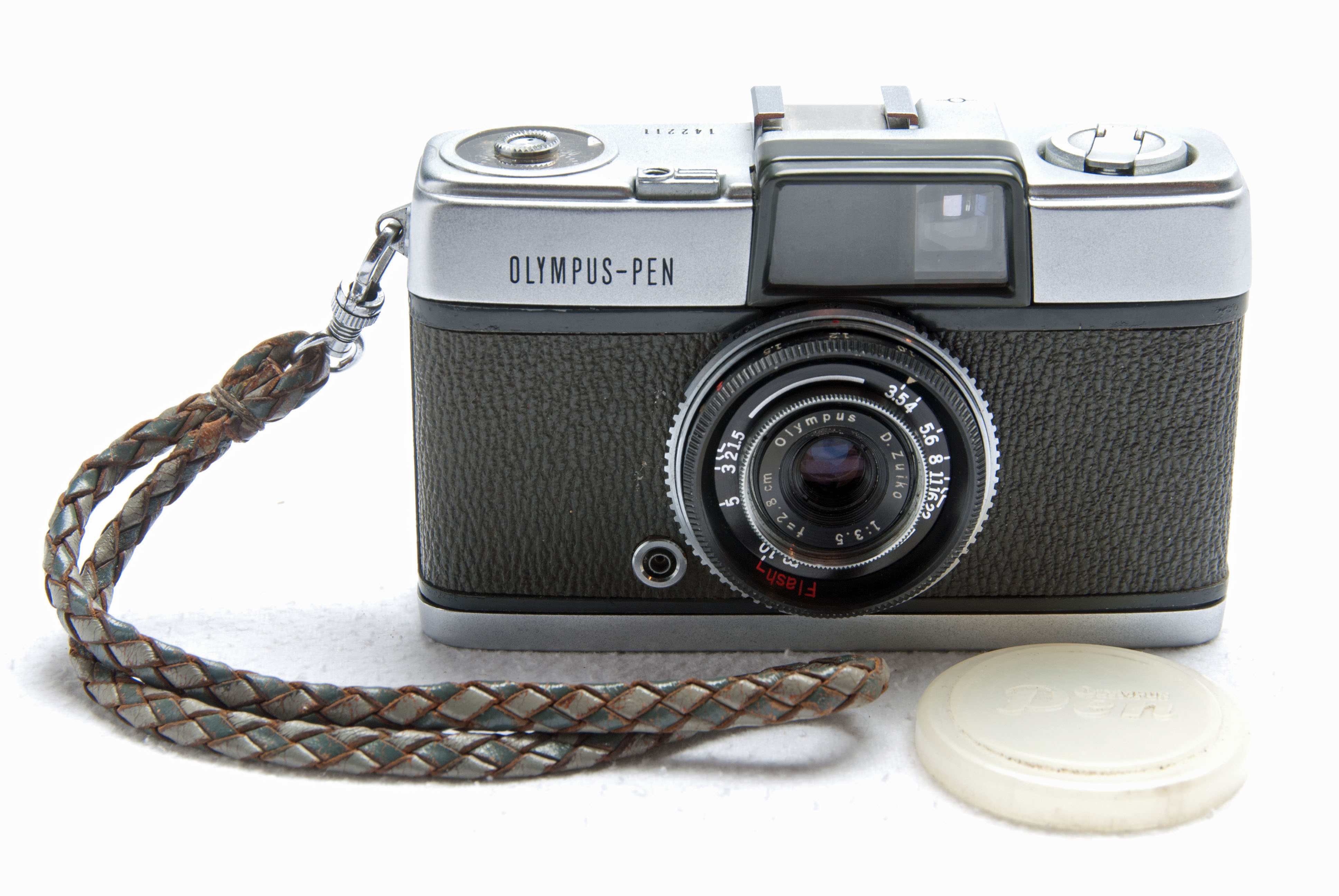 OLYMPUS PEN